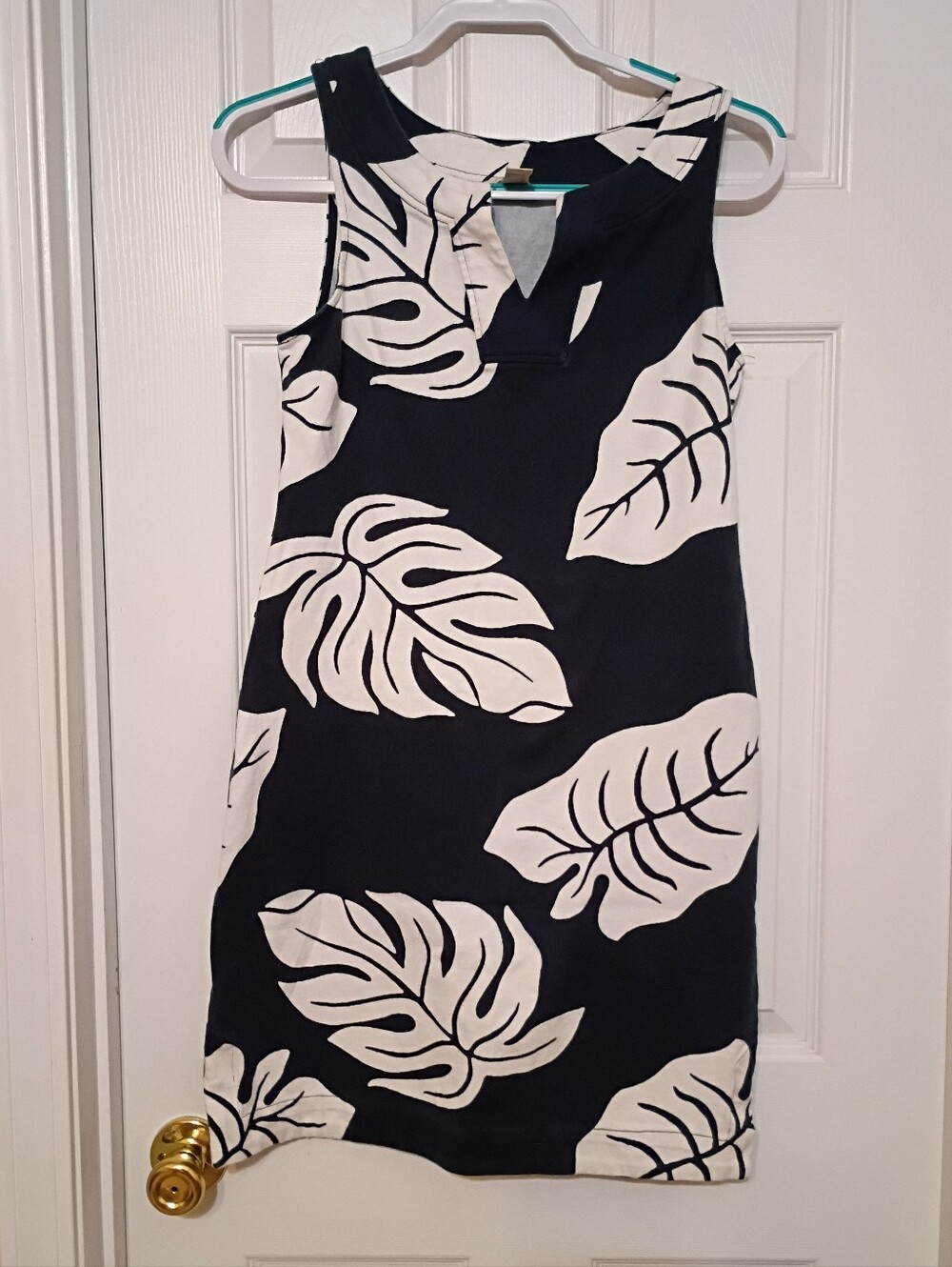 Banana Republic Navy and White Leaf Pattern Mini Dress